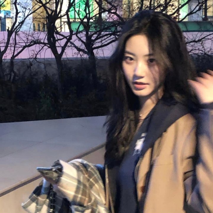 罗西与莫妮卡之骊靬情